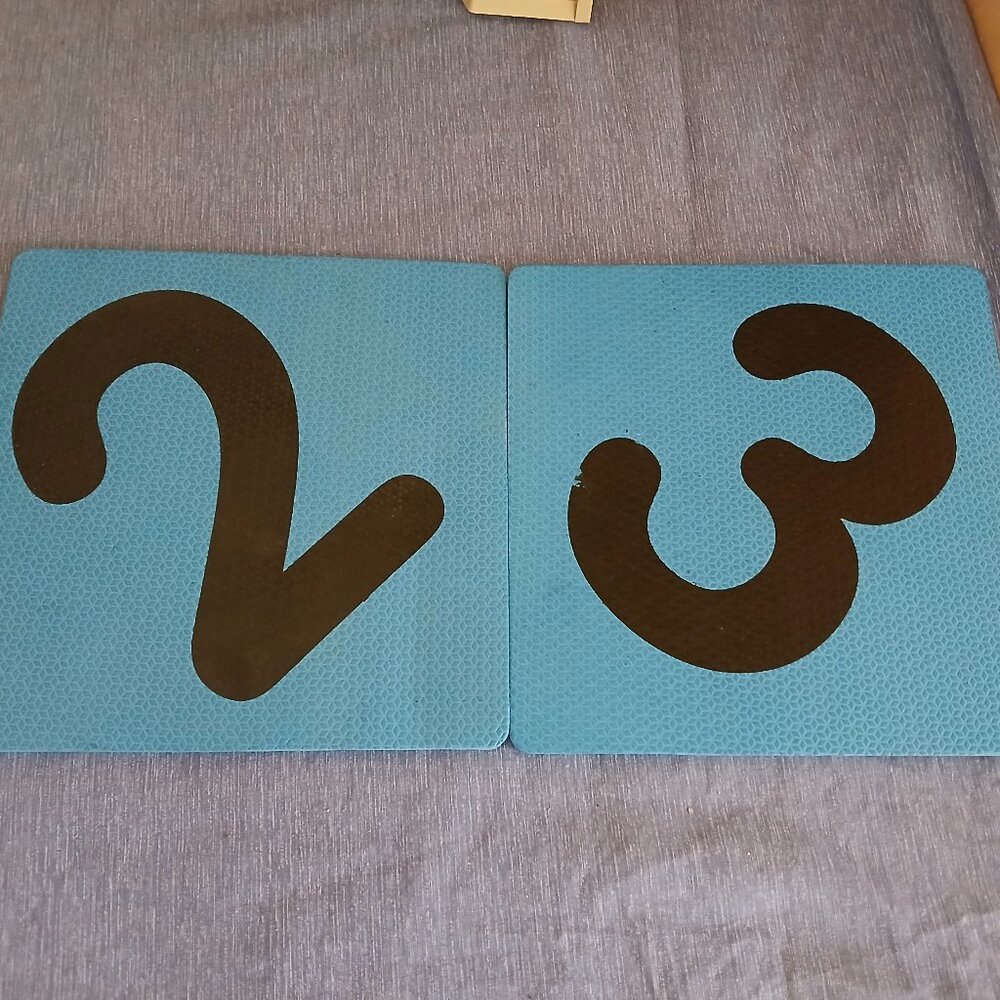 Foam Square mat  Number 2 & 3 lot of 2 Used